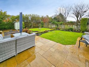 Photo 8- click for photo gallery